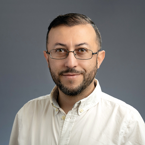 Estanislau Pazmino headshot
