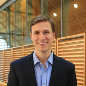 Evan Singer