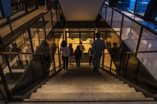 Students on Yale campus